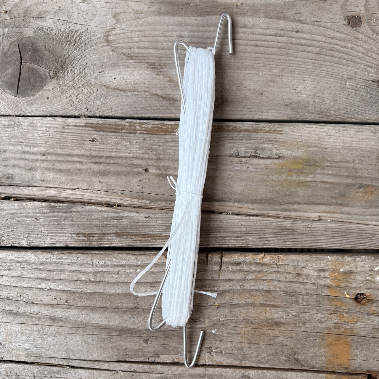 Tomatenhaken mit Schnur