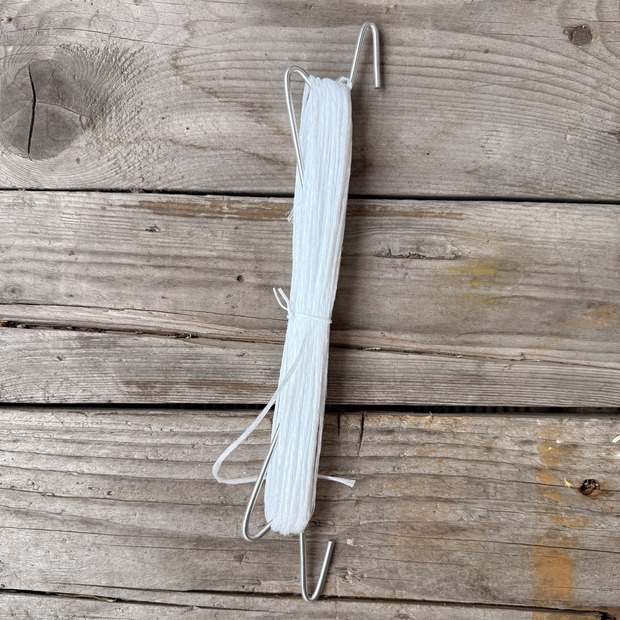 Tomatenhaken mit Schnur